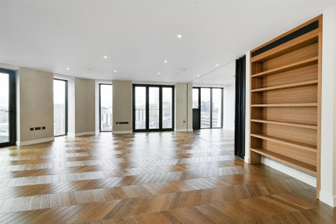 View Full Details for Hexagon Apartments, Covent Garden WC2B