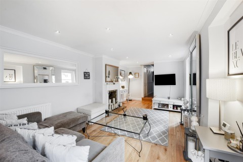 View Full Details for Broughton Road, Fulham, London SW6