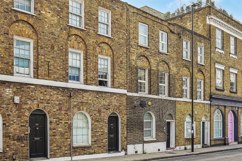 View Full Details for Ground Floor Flat, 212 New North Road, N1 7BJ