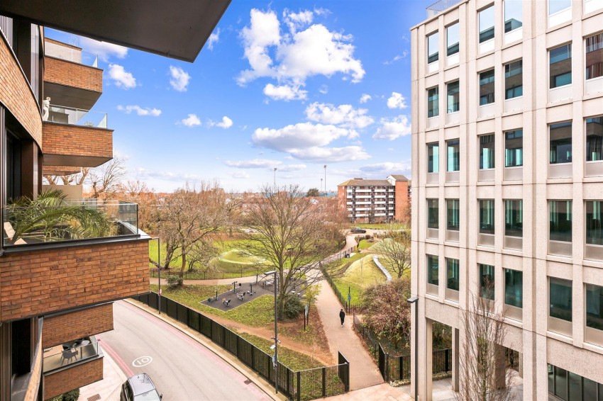Images for 3 Wood Crescent, Television Centre W12